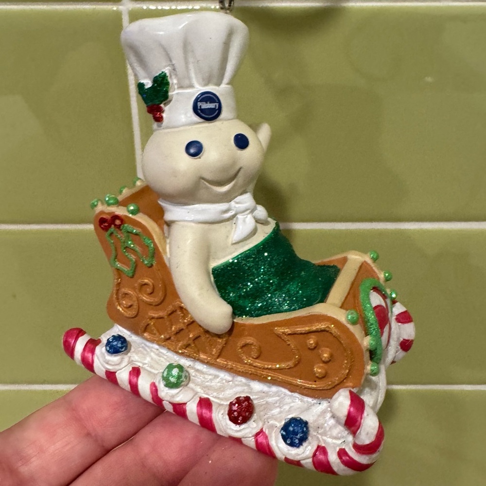 Danbury Mint The Pillsbury Doughboy Glitter Ornament - No Box